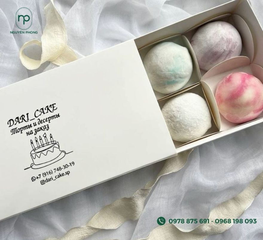 Phông chữ trên hộp bánh